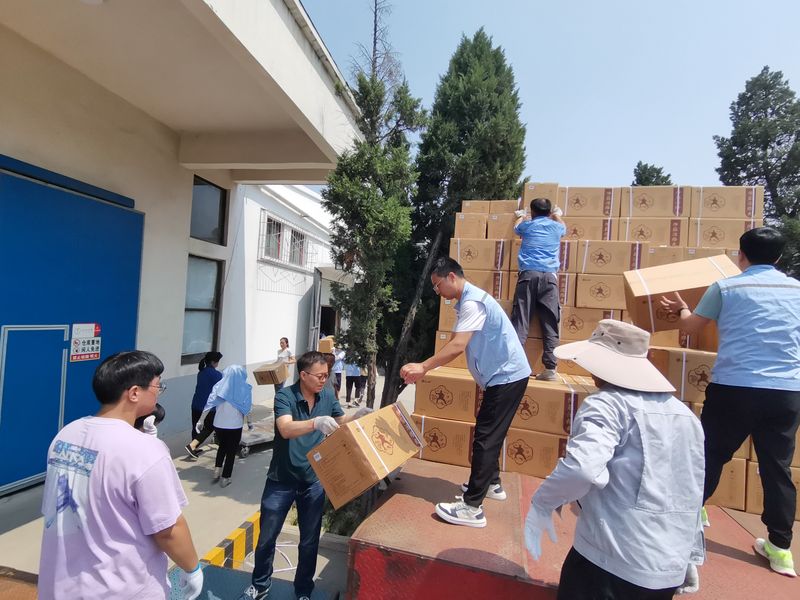 鑄造能吃苦、能戰鬥、能奉獻的(de)行政幹部隊伍