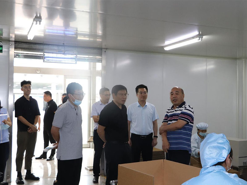 新鄉縣委副書記縣長李紹青帶隊莅臨公司調研工作