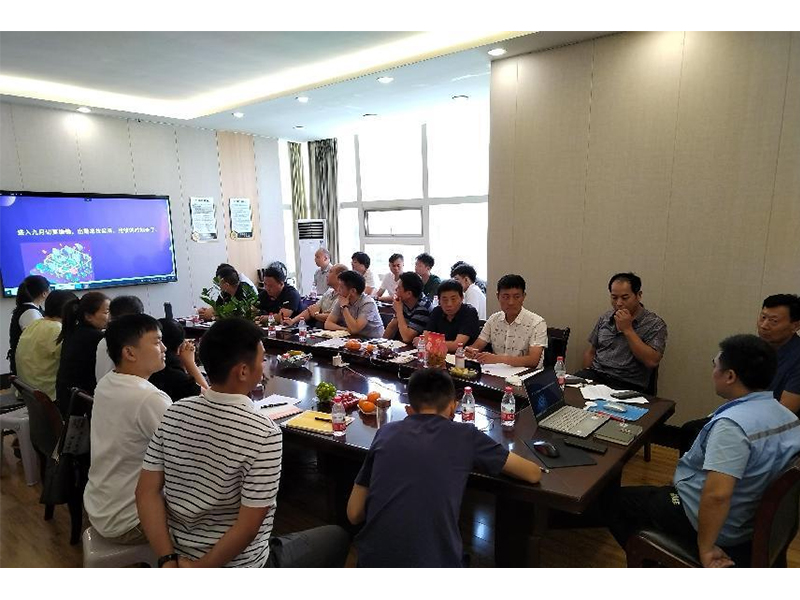 勇于(yú)挑戰 負重前行決戰目标